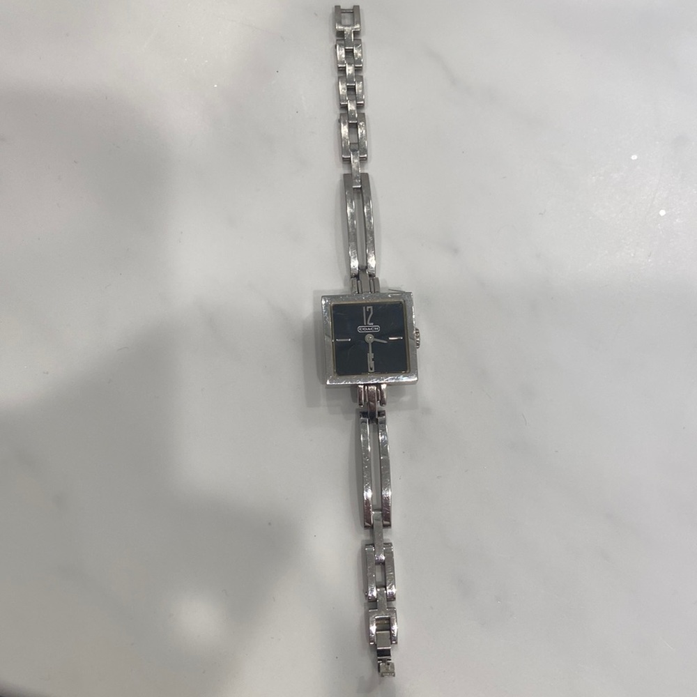 Coach watch - Picture 2 of 4